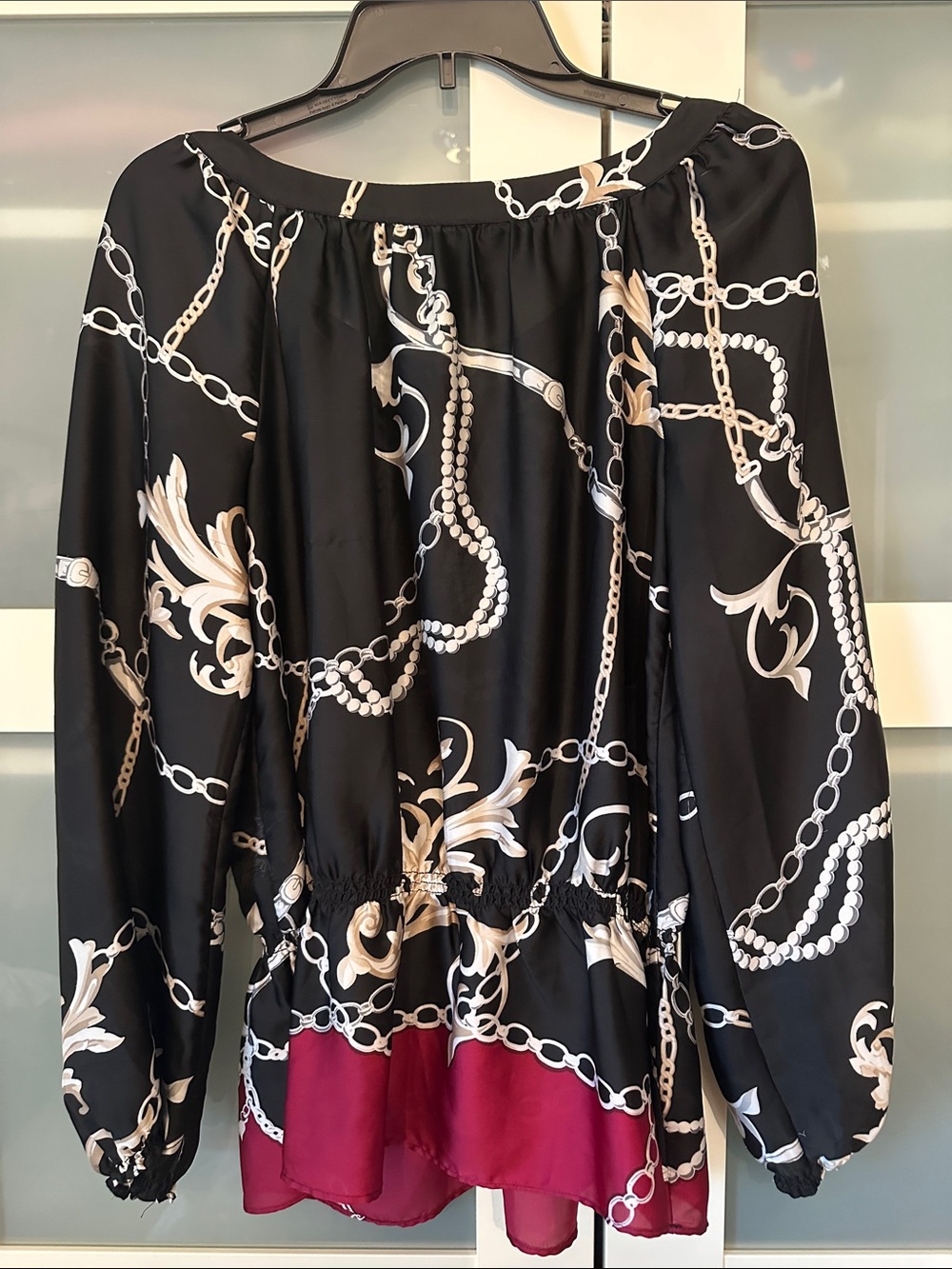 White House Black Market Black Chain-Print Peasant Blouse with Burgundy Hem - Picture 3 of 4